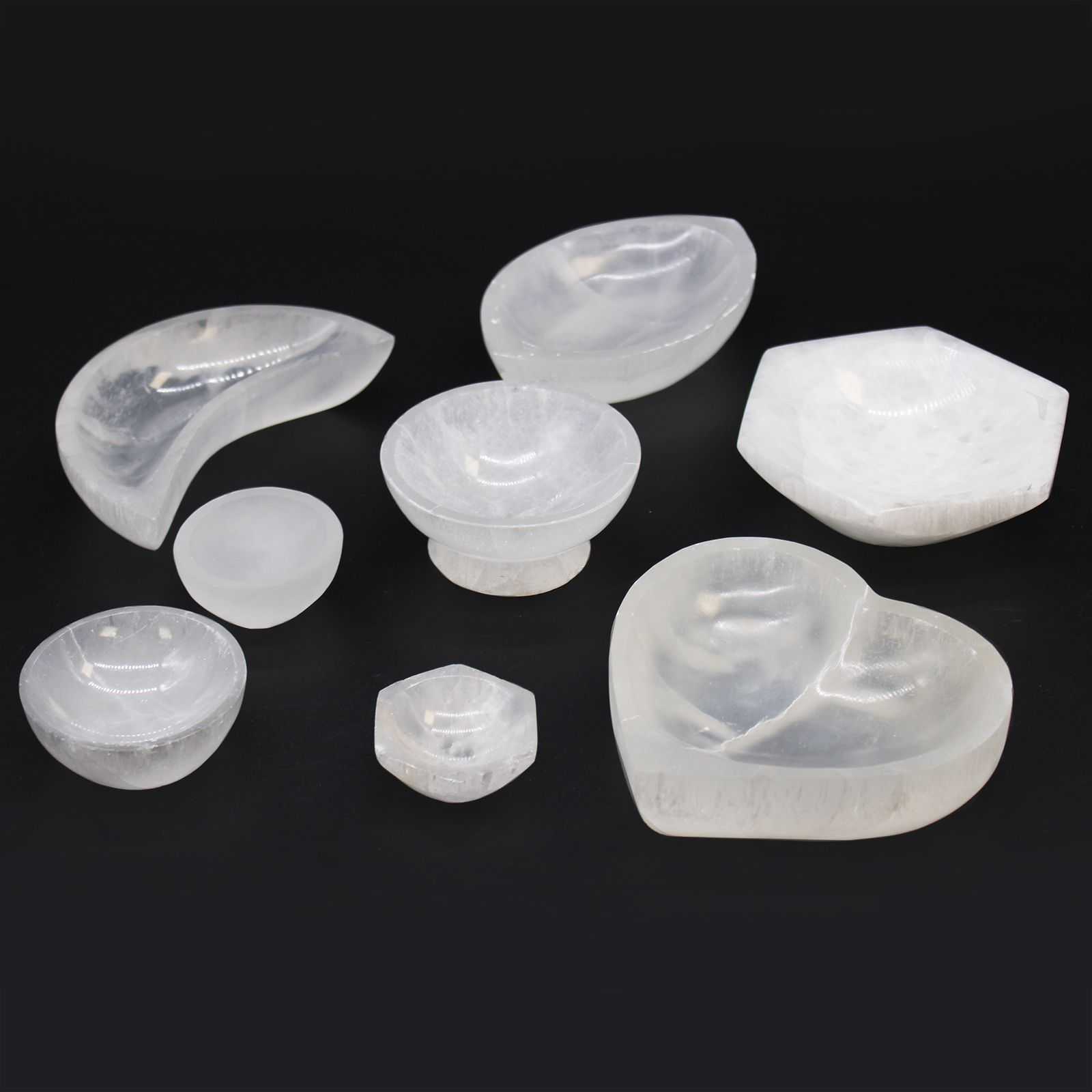 bG9jYWw6Ly9tZWRpYS85SC9KRS82MFIzMEMxRzZSVEtKRTlILzkyODYzM2UxLmpwZWc-7.jpg Selenite Hex Bowl - 15cm - Image 5