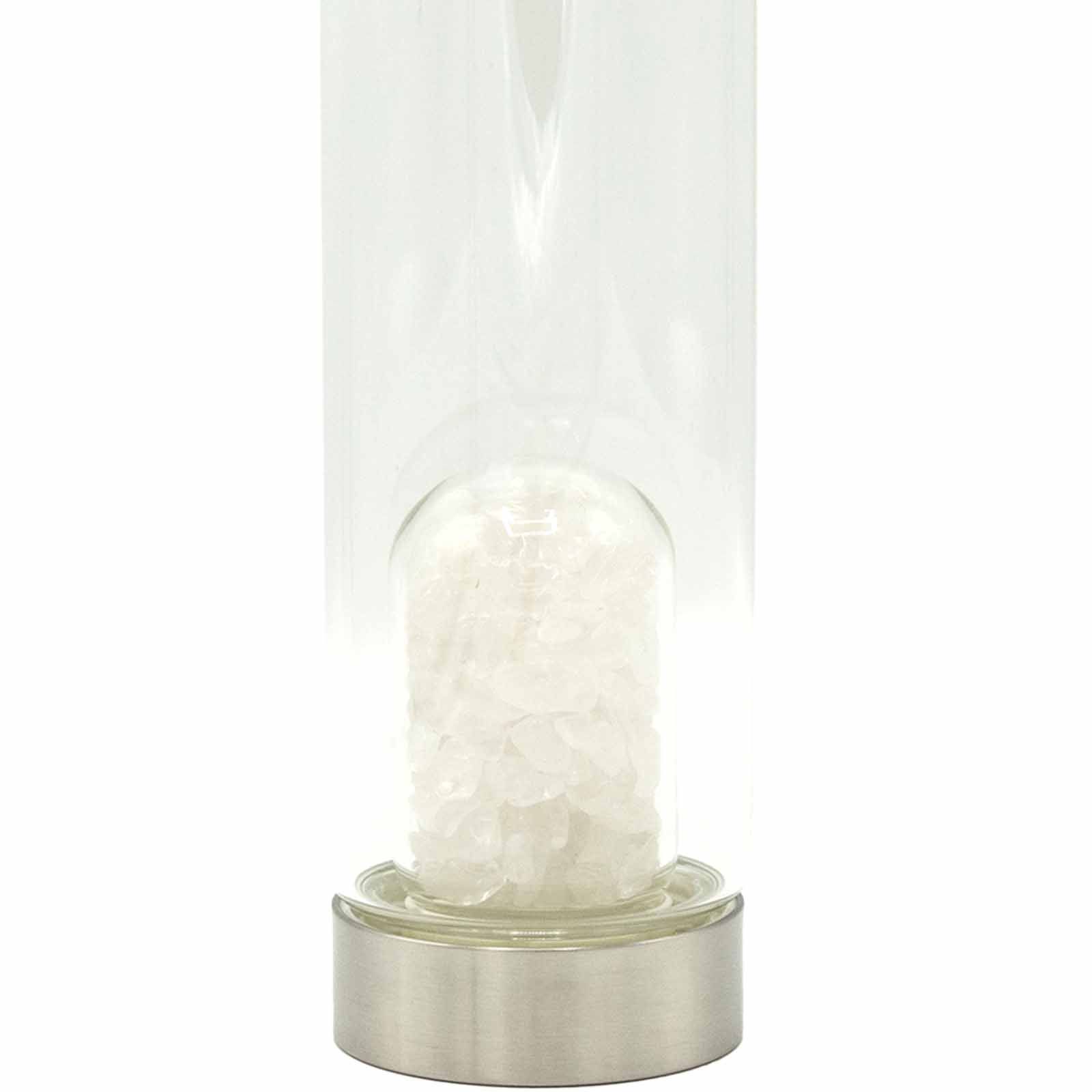 bG9jYWw6Ly9tZWRpYS85Sy84RC82MFIzMEMxRzZSVjM4RDlLLzY4YjM2ZjViLmpwZWc.jpg Crystal Infused Glass Water Bottle - Cleansing Clear Quartz - Chips - Image 2