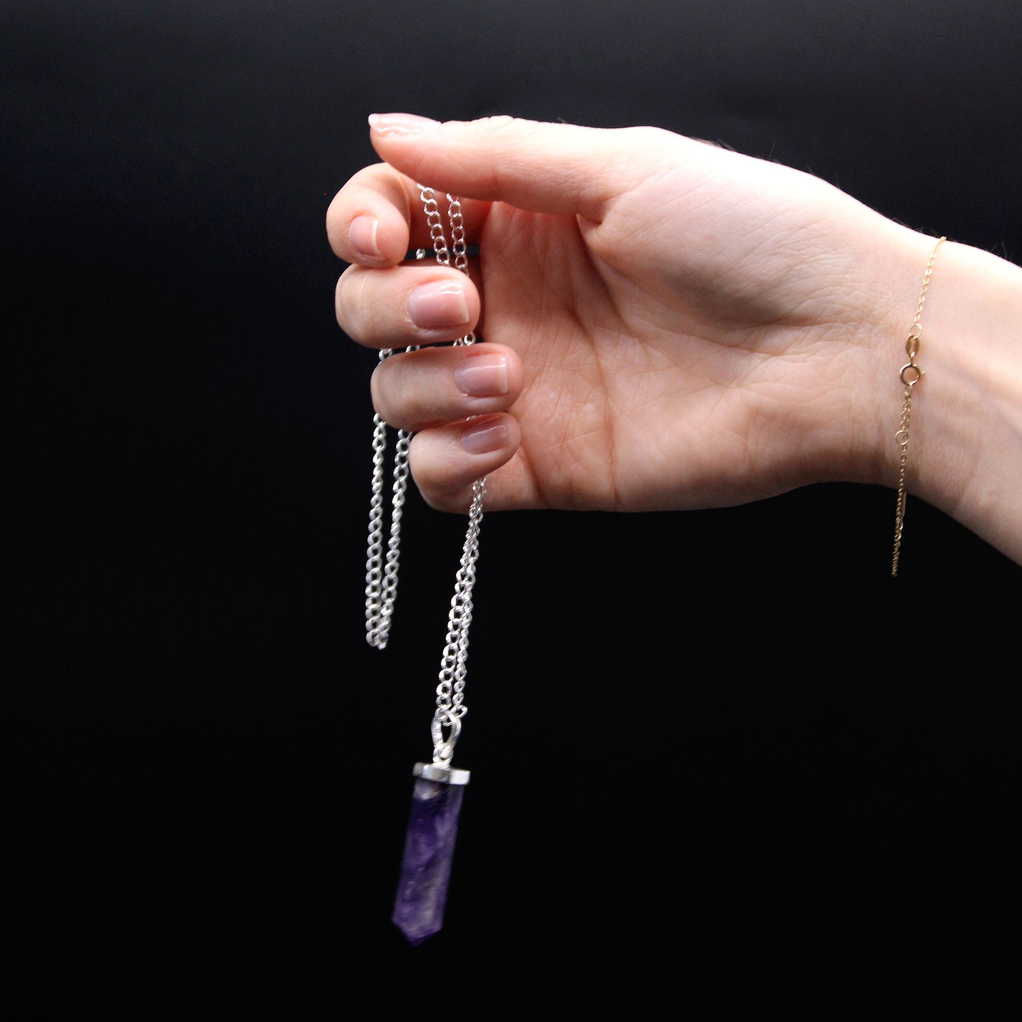 bG9jYWw6Ly9tZWRpYS85UC9HRS82MFIzMEMxRzZSUktHRTlQL2M0ZjJmMzI2LmpwZWc-2.jpg Gemstone Classic Point Pendant - Amethyst - Image 4