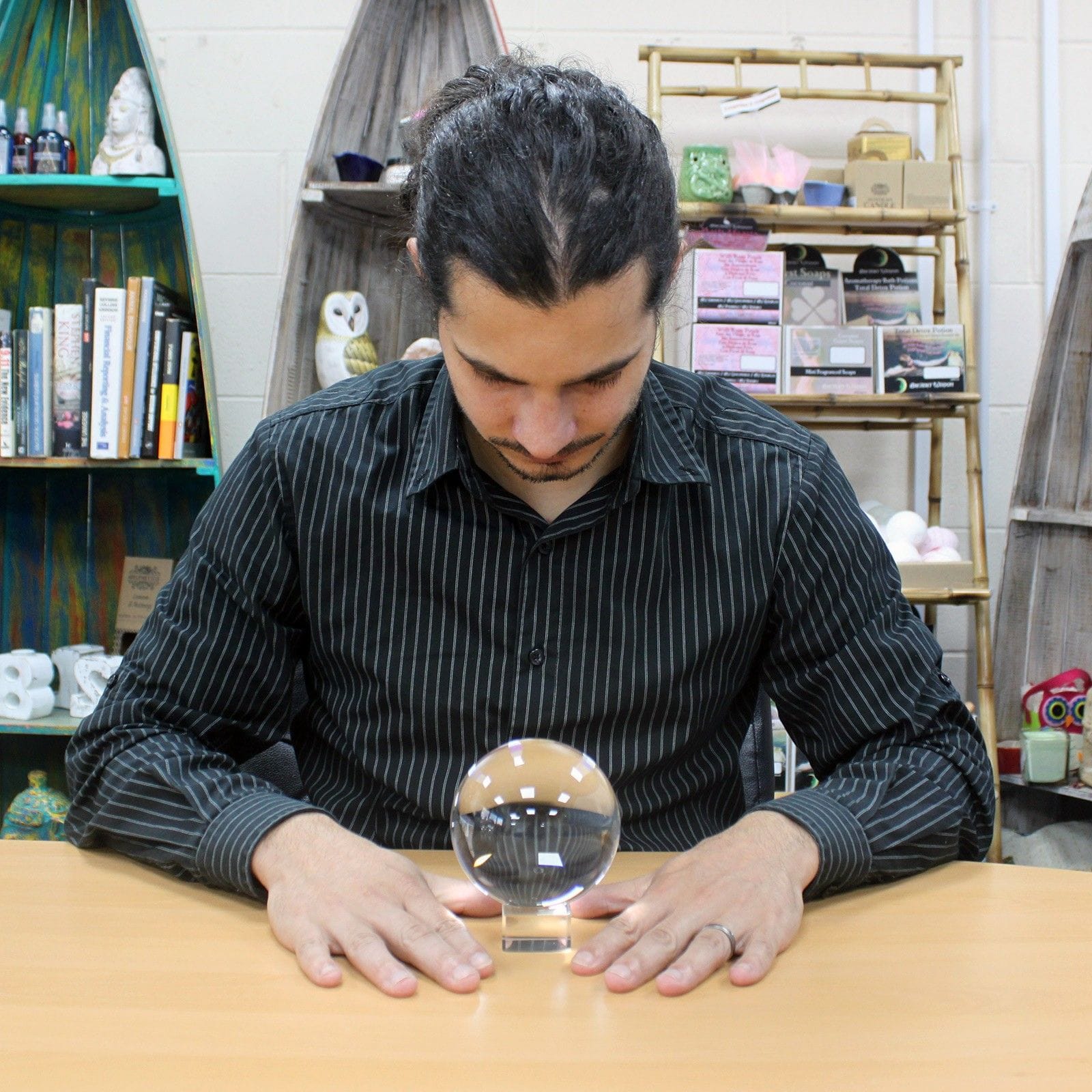 bG9jYWw6Ly9tZWRpYS85Uy8wQy82MFIzMEMxRzZHVkswQzlTL2Q4NGFhNmY2LmpwZWc.jpg Crystal Ball on Stand 100mm