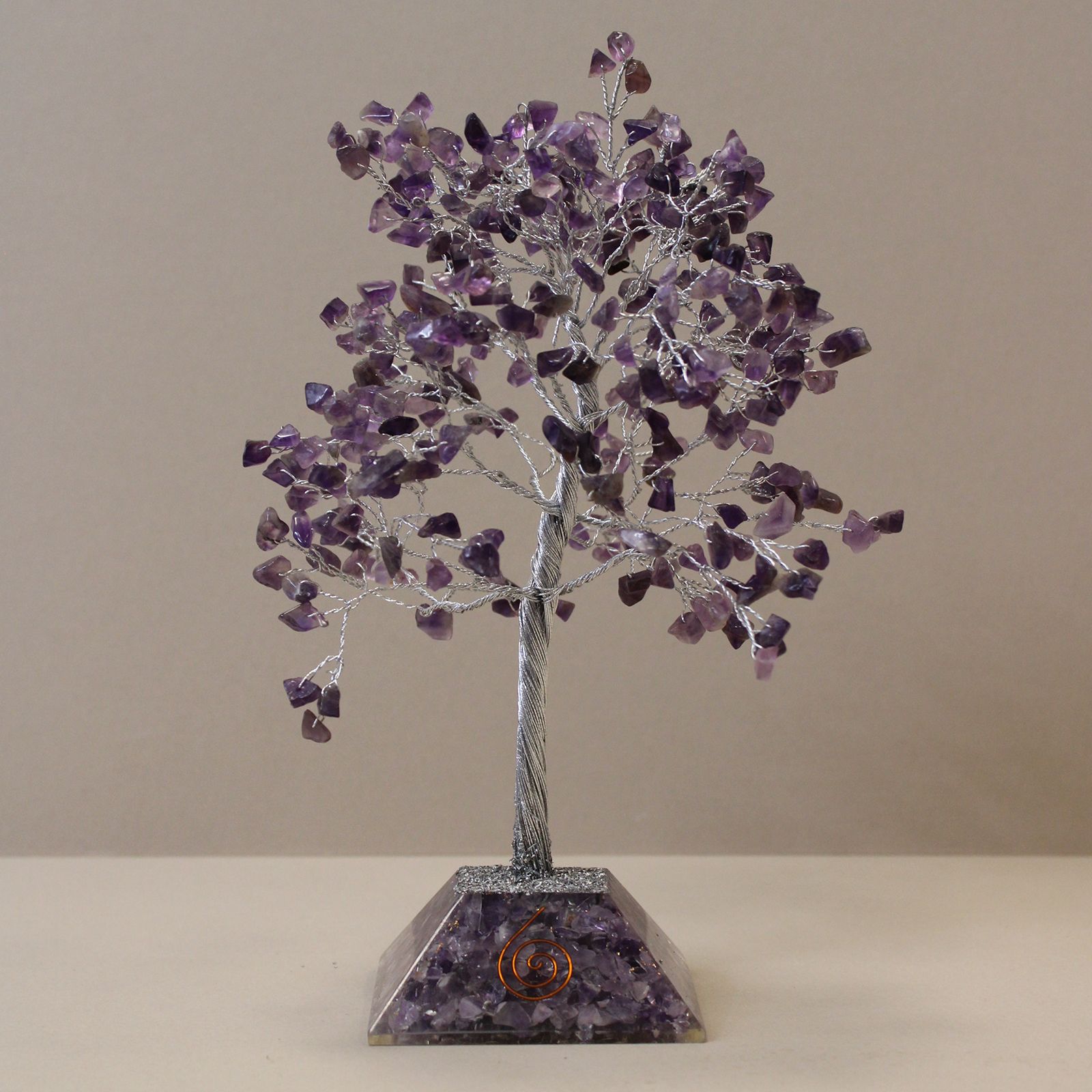 bG9jYWw6Ly9tZWRpYS85Uy9KRC82MFIzMEMxRzZSUzNKRDlTL2NmMjZhNmJiLmpwZWc.jpg Gemstone Tree with Organite Base - 320 Stone - Amethyst
