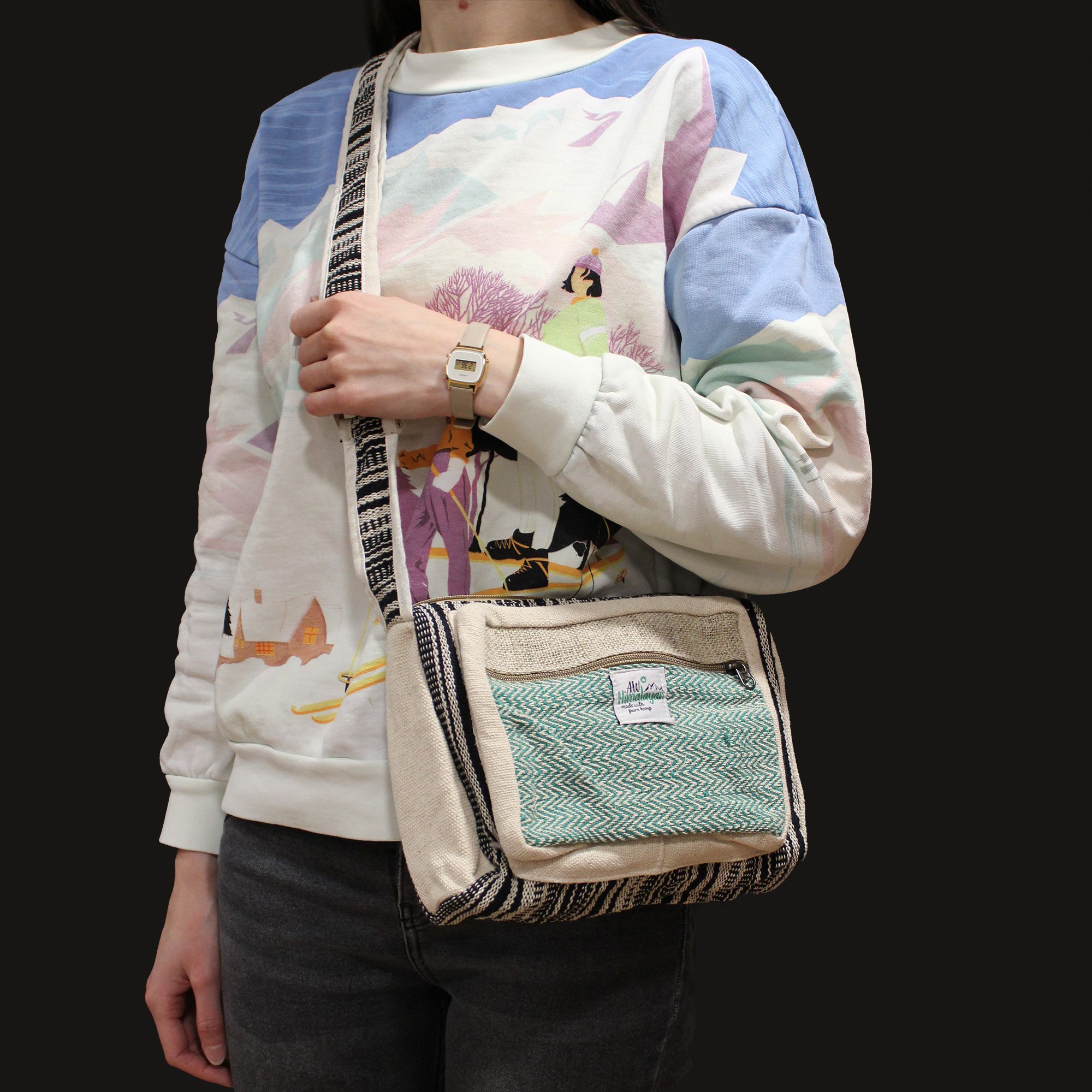 bG9jYWw6Ly9tZWRpYS8xTS82RS82MFIzMEMxRzZSUjM2RTFNLzcyNjE4YjMwLmpwZWc.jpg Messenger Bag - Hemp & Cotton - Image 8