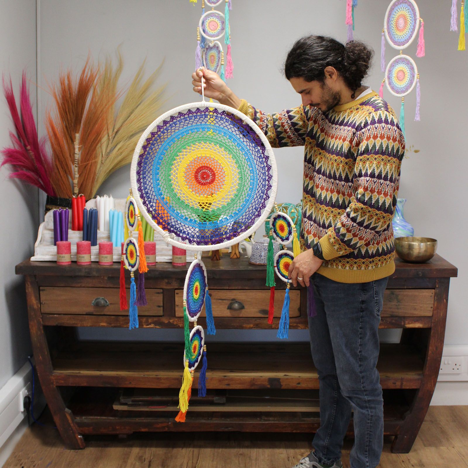 bG9jYWw6Ly9tZWRpYS8xTS9KRC82MFIzMEMxRzZSVEtKRDFNLzU0Yjg4ZTg0LmpwZWc-1.jpg Extra Large Dreancatcher - Vivid Rainbow - Image 6