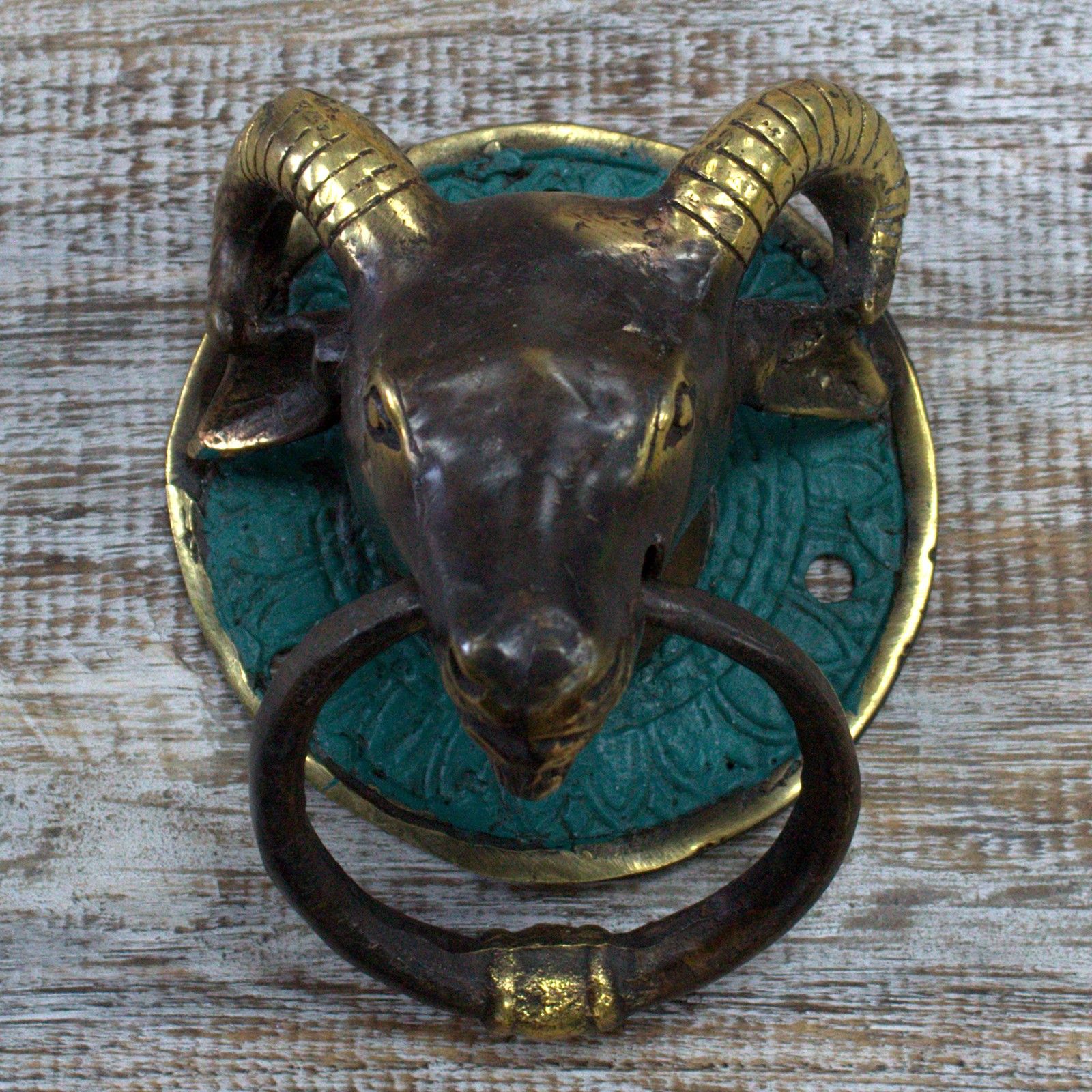 bG9jYWw6Ly9tZWRpYS8xUC80Qy82MFIzMEMxRzZNUjM0QzFQLzljYzc4NzlmLmpwZWc.jpg Brass Door Knocker - Rams Head