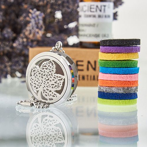 bG9jYWw6Ly9tZWRpYS8xUC84RS82MFIzMEMxRzZNVEs4RTFQLzkzZmExN2YxLmpwZWc.jpg Aromatherapy Diffuser Necklace - Leaf 30mm - Image 2
