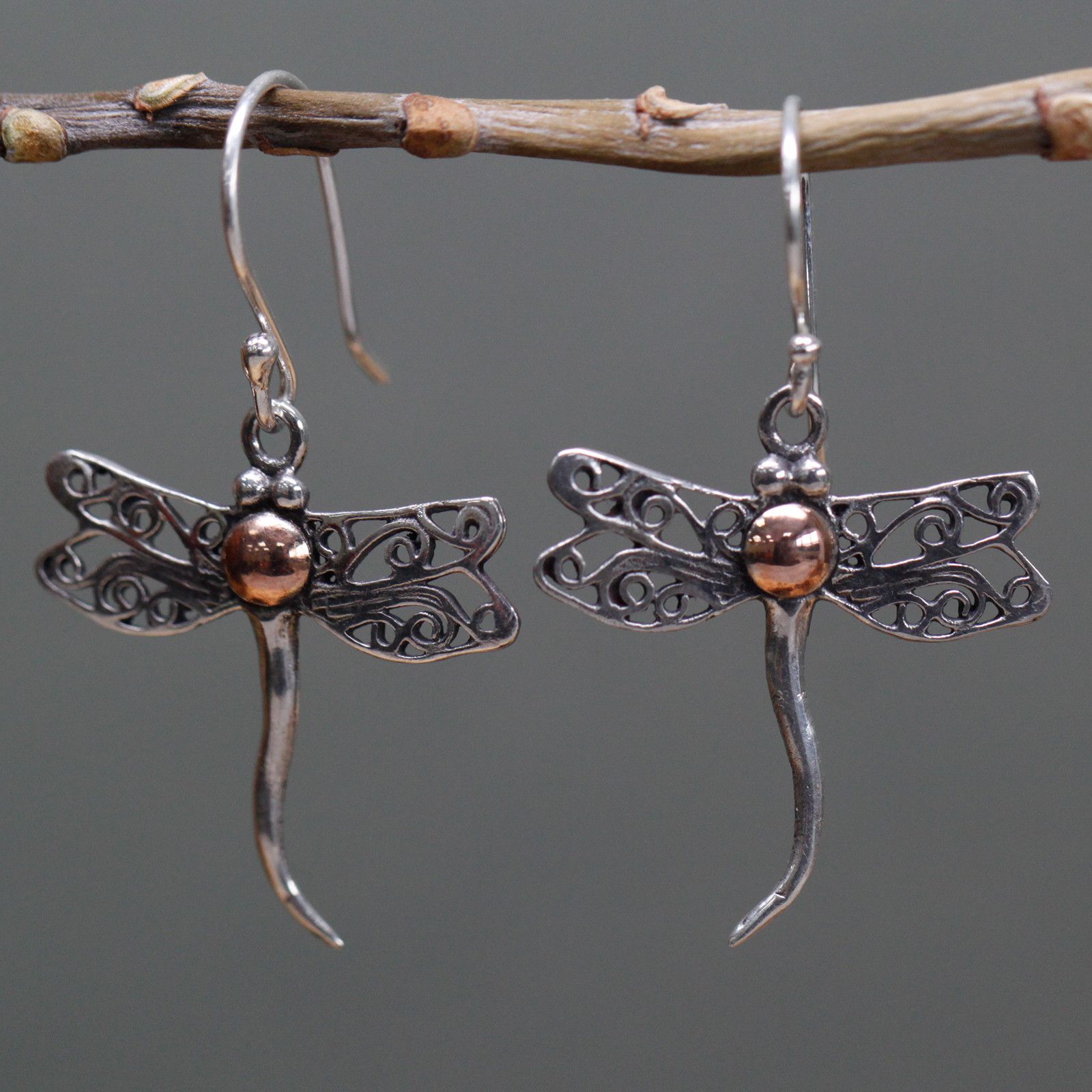 bG9jYWw6Ly9tZWRpYS9IRy9KQy82MFIzMEMxRzZNVEtKQ0hHL2Y5MTJkYzFmLmpwZWc.jpg Silver & Gold Earring - Dragonflies - Image 8