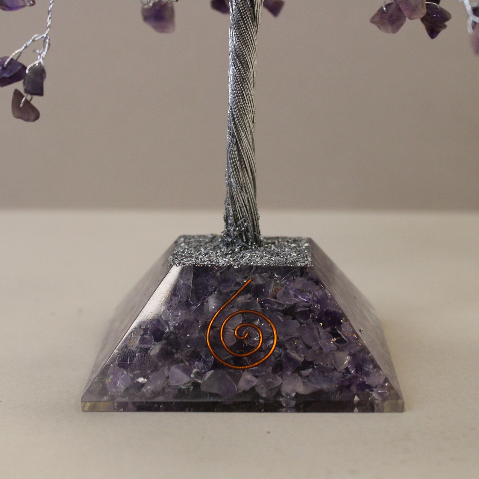 bG9jYWw6Ly9tZWRpYS9IRy9KRC82MFIzMEMxRzZSUzNKREhHLzg1ZTNiMjE4LmpwZWc.jpg Gemstone Tree with Organite Base - 320 Stone - Amethyst - Image 2