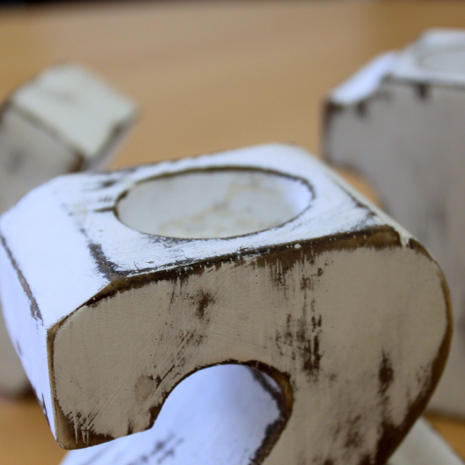 bG9jYWw6Ly9tZWRpYS9ISC82RC82MFIzMEMxRzZHUzM2REhILzhiNTc4ZjE0LmpwZWc-5.jpg Wooden Birthday Numbers - No.4 - Image 3