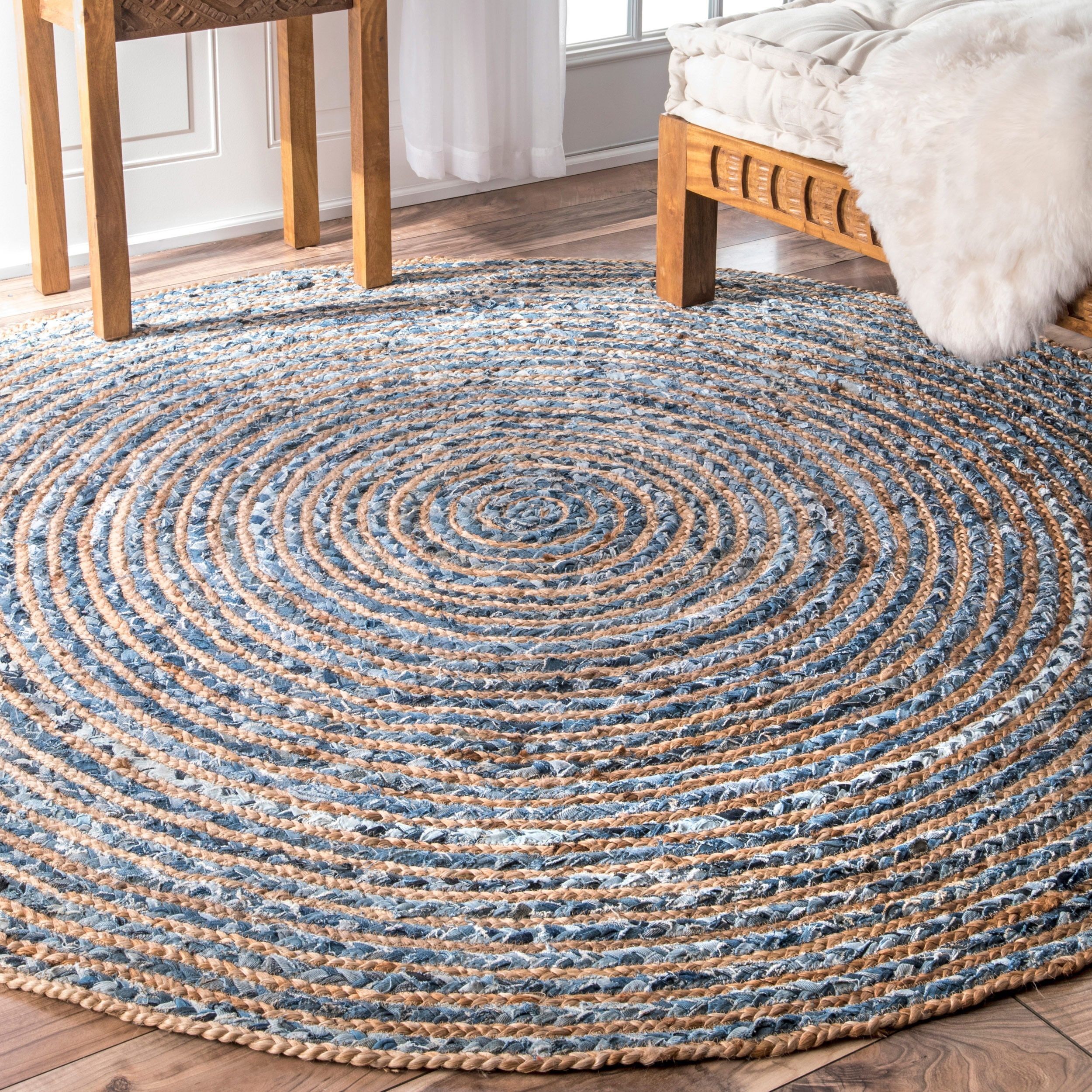 bG9jYWw6Ly9tZWRpYS9IUy84Qy82MFIzMEMxRzZNVzM4Q0hTLzkyOTI2ODYyLmpwZWc.jpg Round Jute and Recycle Denim Rug - 150 cm - Image 3
