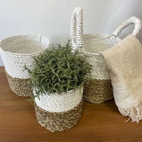bG9jYWw6Ly9tZWRpYS9IUy8wRC82MFIzMEMxRzZSVDMwREhTLzRlNzVlOTY5LmpwZWc.jpg Seagrass Basket Set - Grey / Natural / White - Image 7