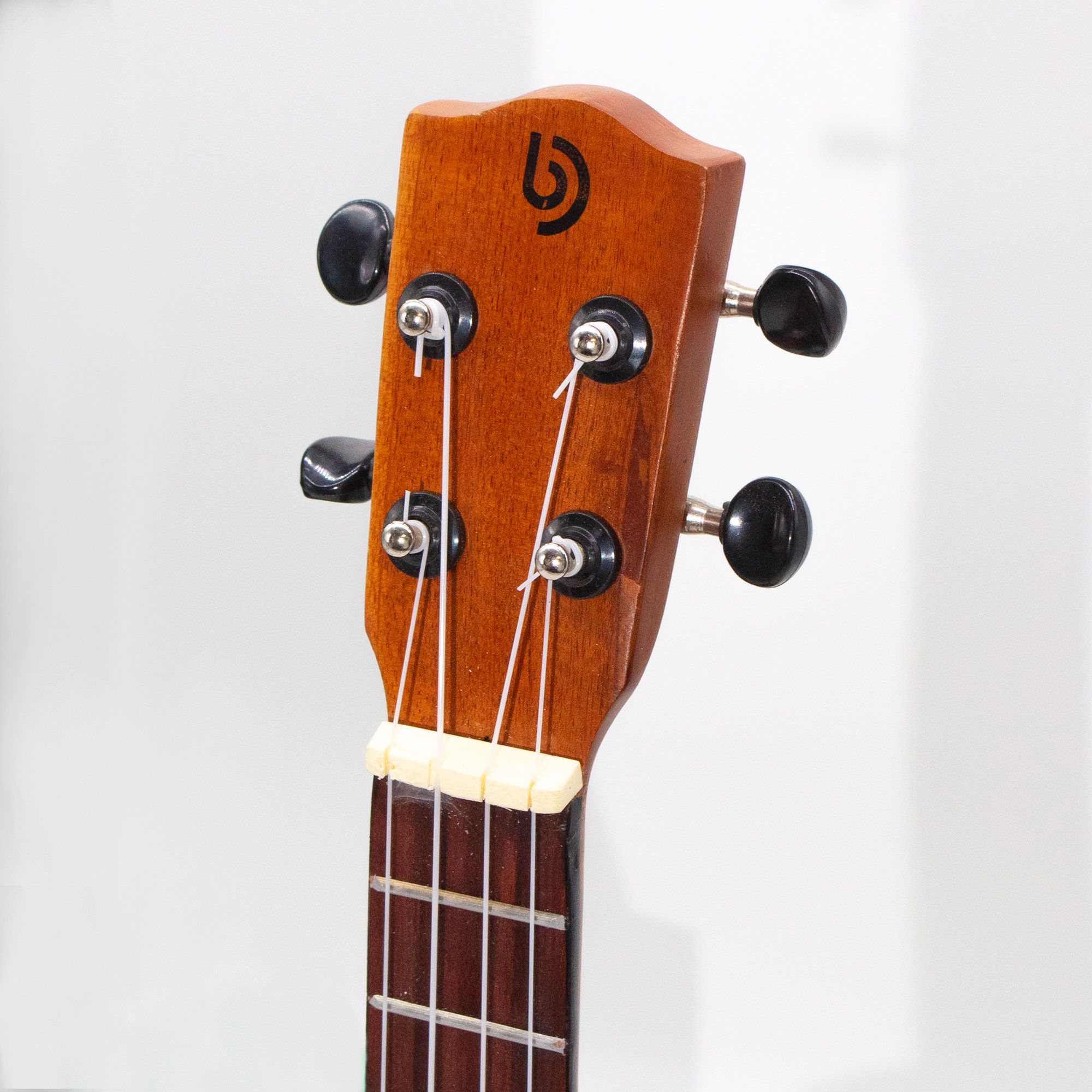 bG9jYWw6Ly9tZWRpYS9TSi80Qy82MFIzMEMxRzZXVEs0Q1NKLzhhNjg5ODg5LmpwZWc.jpg Artisan Made Ukulele - Orange Sunburst Finish (4 String) - Image 6