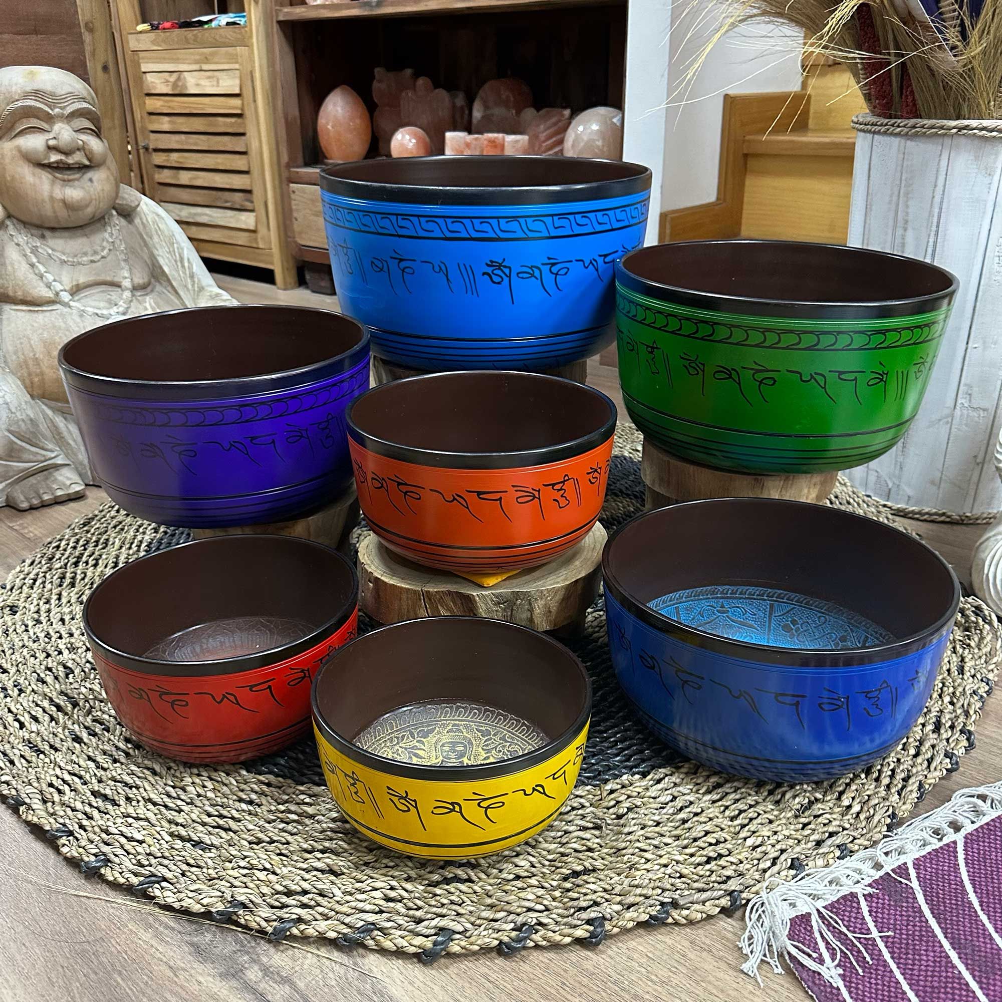 bG9jYWw6Ly9tZWRpYS9TSi82Qy82MFIzMEMxRzZXUzM2Q1NKLzNkNDJiMDI4LmpwZWc.jpg Large Chakra Set of Seven Singing Bowls (19.5-35cm)
