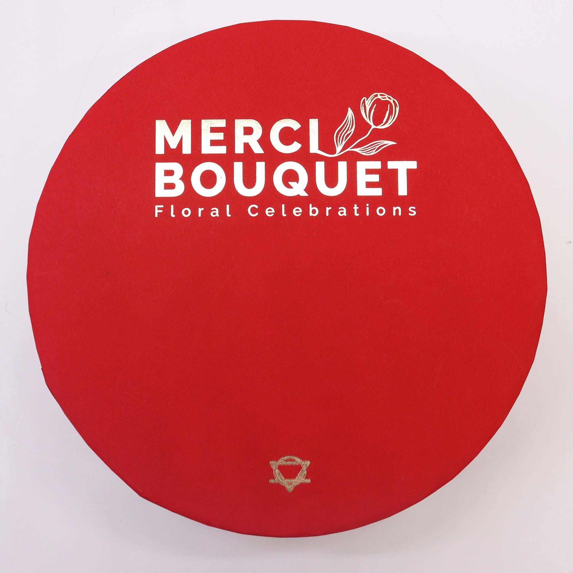 bG9jYWw6Ly9tZWRpYS9TUC82RC82MFIzMEMxRzZSV0s2RFNQLzIxM2Q5MWU5LmpwZWc.jpg Round Box - Classic Red Roses - Image 3