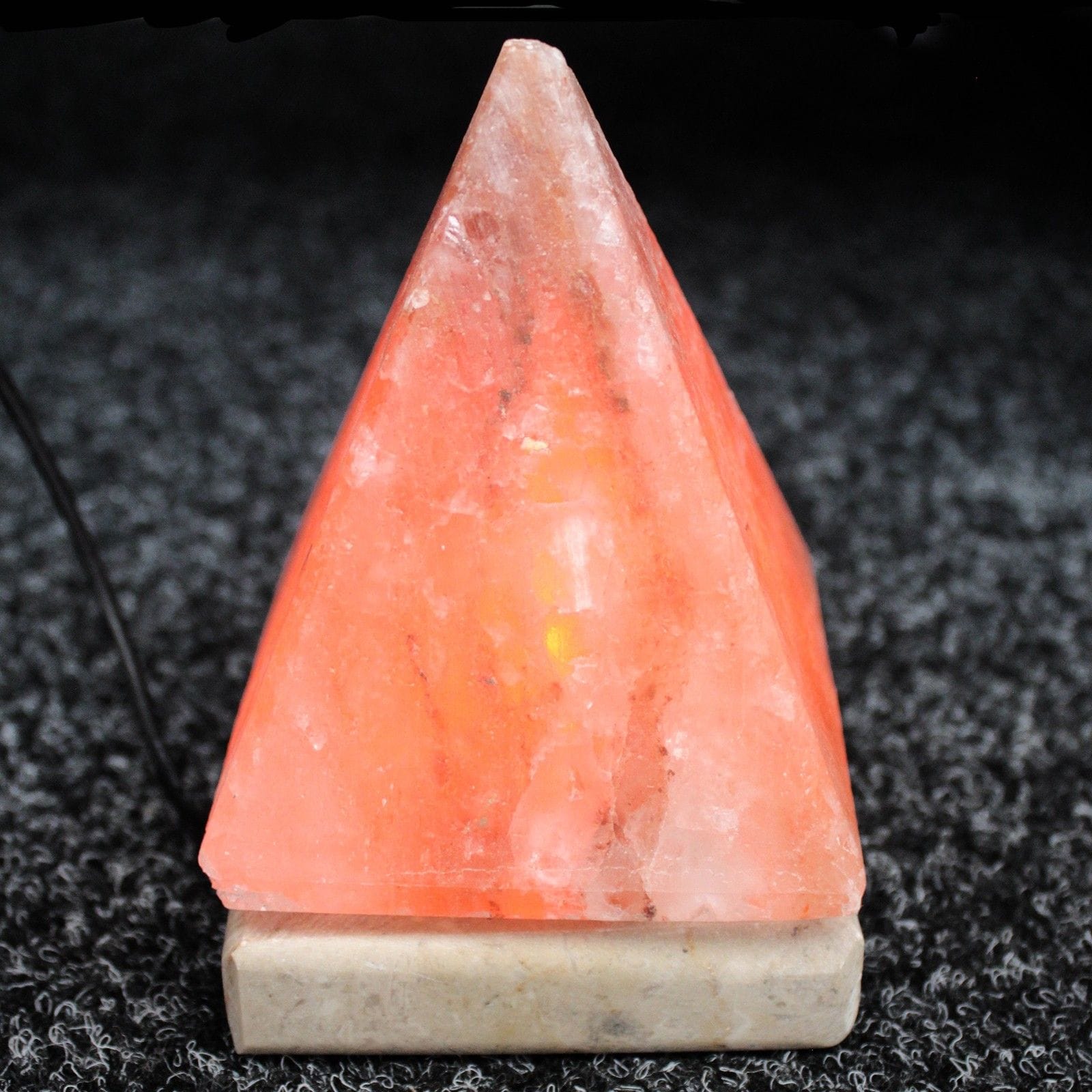 bG9jYWw6Ly9tZWRpYS9TUS9FQy82MFIzMEMxRzZHVEtFQ1NRLzdkOTUzYmI5LmpwZWc.jpg Quality USB Pyramid Salt Lamp - 9 cm (single) - Image 2