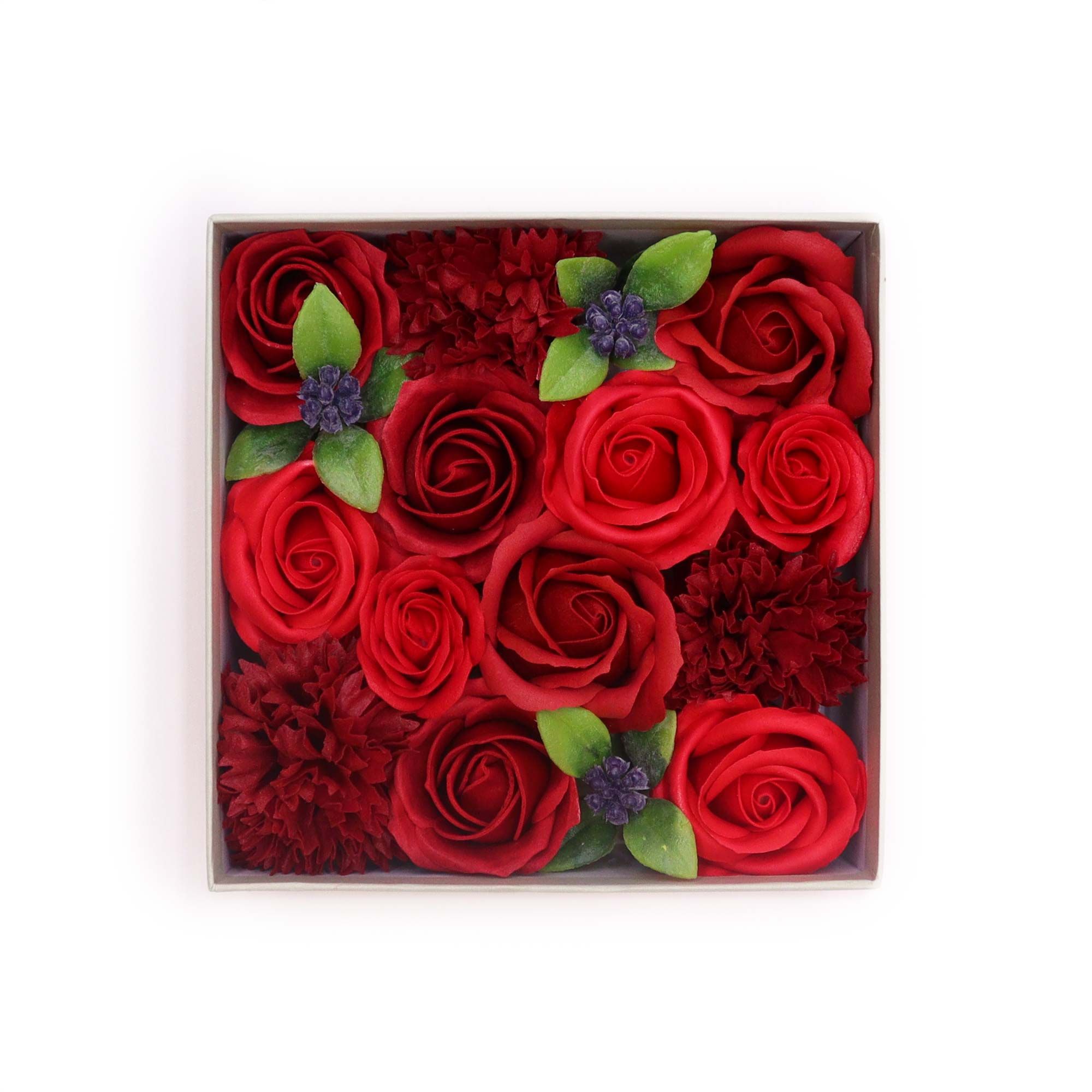 bG9jYWw6Ly9tZWRpYS9TUy80Qy82MFIzMEMxRzZXUjM0Q1NTLzA3NzI3ZmZmLmpwZWc.jpg Square Box - Classic Red Roses